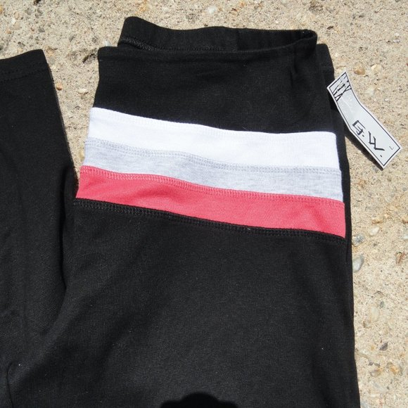 G.W. Black Coral Gray White Leggings Sz Large NWT - Picture 2 of 5